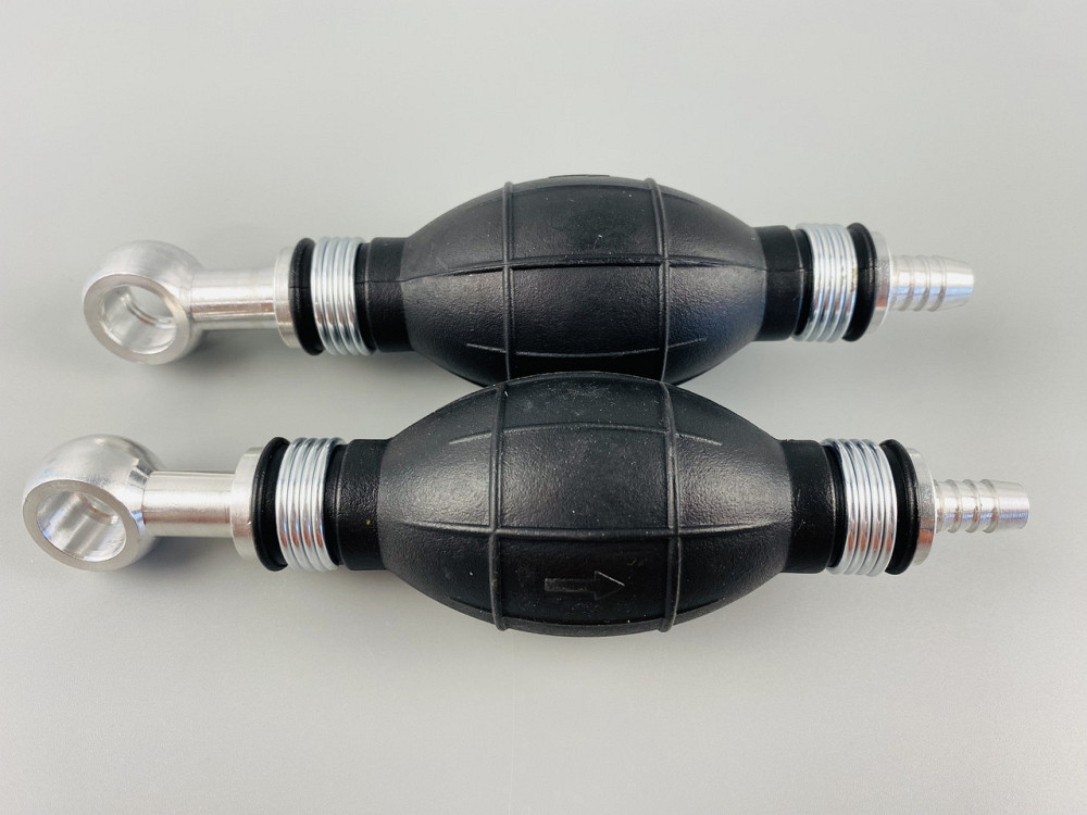 Ручний насос для перекачування рідини з клапаном масло-бензостійка гума алюмінієві наконечники d=8 мм/d=14 м Мукачево - фото 2