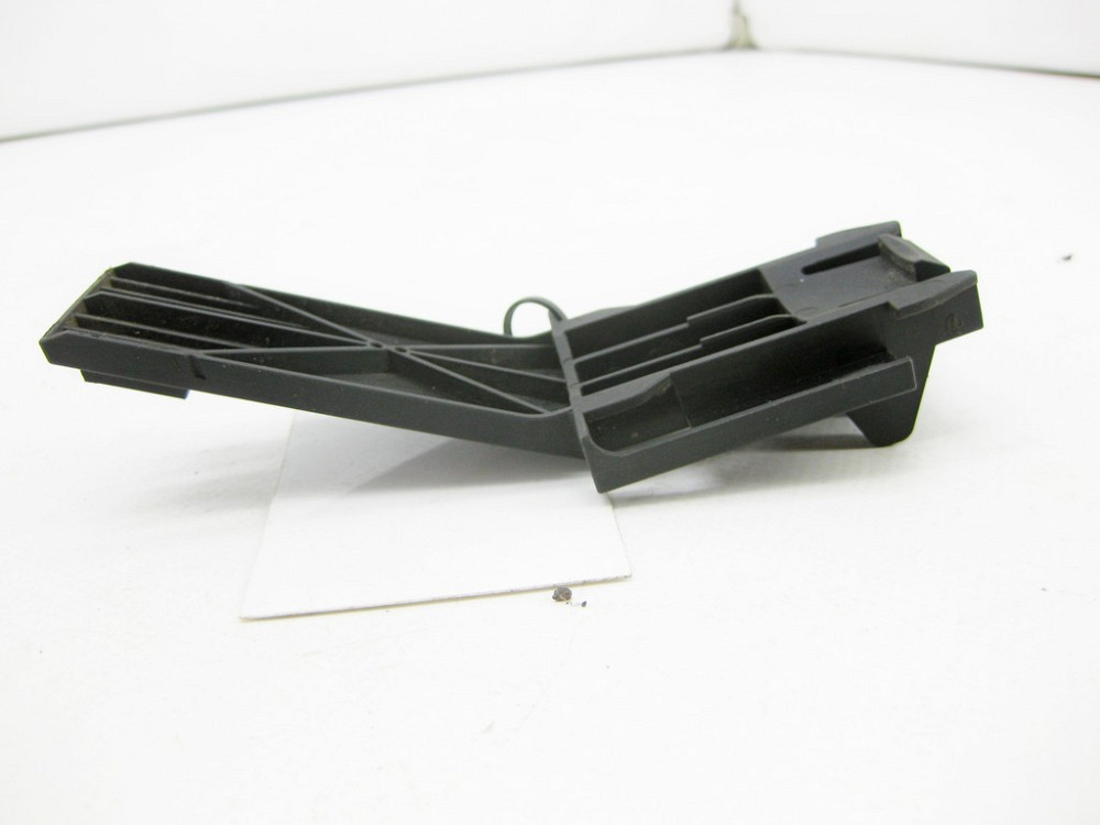 Mercedes-Benz  A2465462843 Тримач проводів переднього моста праворуч CLA Shooting Brake X117 CLA C117 GLA X156 A-class W176 B-class W242 B-class W246 Одесса - изображение 4