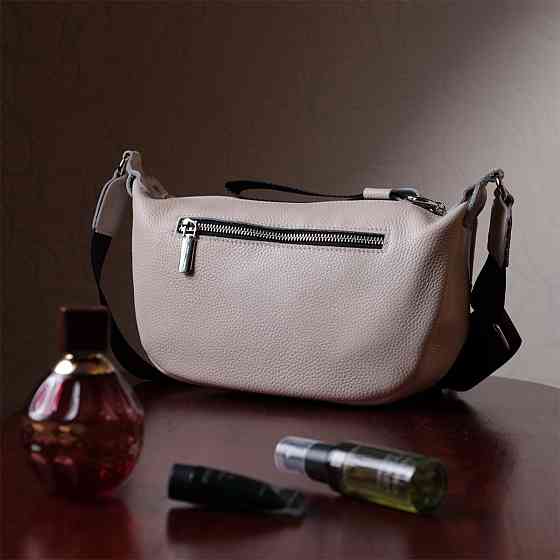 Жіноча сумка через плече з незвичайним бігунком брелоком з натуральної шкіри Vintage 22616 Біла Київ