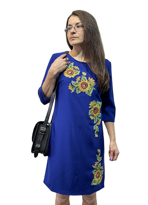 Жіноча вишита сукня яскраво синя в Соняхах Київ - фото 1