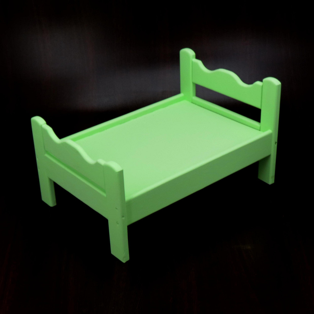 Кровать для кукол 