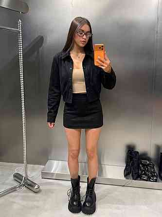 Жіночий стильний повсякденний замшевий бомбер із мініспідницею Чорний, 44/46 Одеса