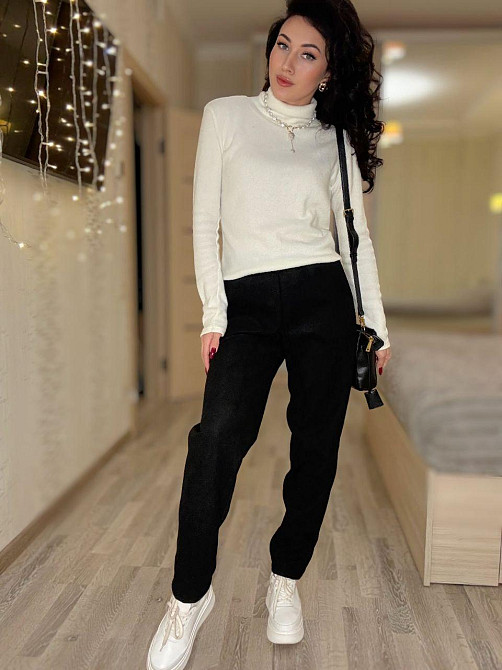 Жіночі утеплені штани мом із вельвету на щільному флісі Чорний, 50/52 Одеса - фото 6