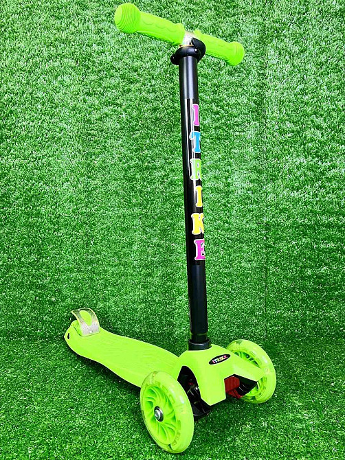 Самокат триколісний iTrike MAXI з підсвічуванням коліс Зелений (JR 3-003-G) Чернігів - фото 1