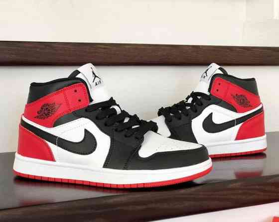Кроссовки Nike AIR Jordan Белые Красные Мужские Черные Джорданы Высокие Найк (размеры: 41,42,43,44,45) Днепр