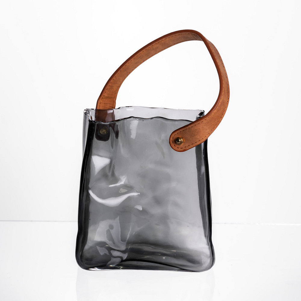 Скляна ваза сумочка з ручкою 13×7×16.5 (см) декоративна ваза для квітів 1 (л) Сірий HP-19-155-2 Коломия - фото 1