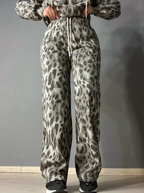 Костюм жіночий A-N 2749 леопардовий принт худі на блискавці з капюшоном і брюки палаццо сірий, сірий, M Київ - фото 14