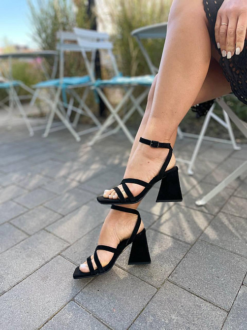 LIRIO Стильні жіночі босоніжки чорні з натуральної замші на грубому каблуці LIRIO L0282/8073-СТ Коломыя - изображение 3