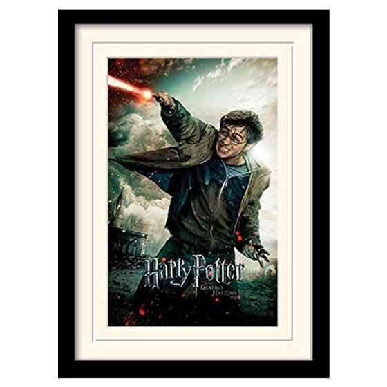 Постер у рамі "Harry Potter (Deathly Hallows Part 2 - Wand)" 30 x 40 см Рівне