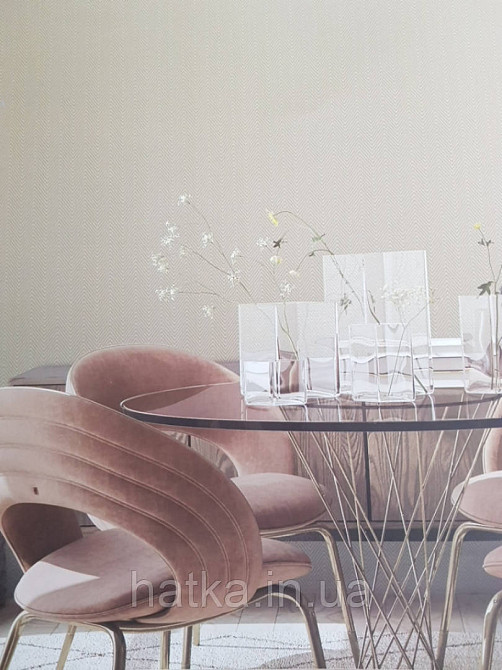 Обои виниловые на флизелине AdaWall Beta1.06x10  метровые однотонные под ткань полоски елочка бежевые 1104-5 Киев - изображение 1