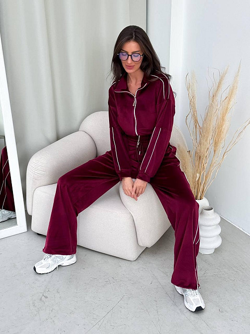 Женский повседневный велюровый костюм двойка: кофта и брюки Одесса - изображение 6
