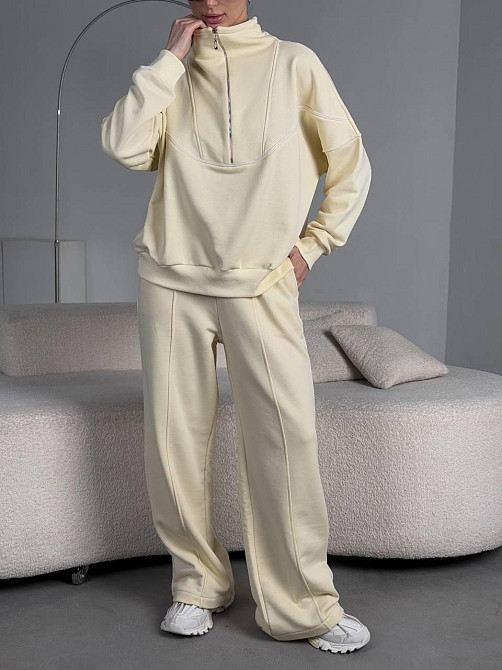 Женский стильный прогулочный оверсайз костюм двойка: кофта и штаны турецкая трехнитка петля пинье Айвори Одесса - изображение 5