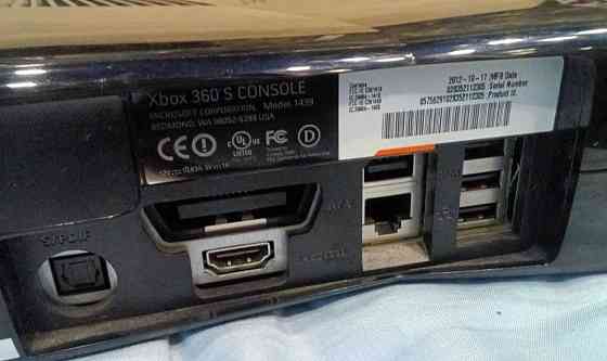 Приставка Xbox 360 + Kinect . Київ