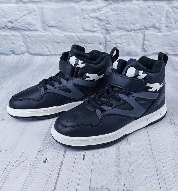 Дитячі демісезонні кросівки хайтопи чорні мілітарі для хлопчиків ТМ "Bessky" 32,33 Миколаїв - фото 2