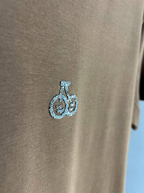 Футболка жіноча A-N 911-20 середня довжина вишня камінчики one size, коричневий, one size Київ - фото 7