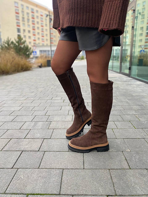 Чоботи жіночі 3004 на плоскій підошві коричневі зимові з натуральної замші / Чоботи замшеві зим Коломия - фото 6