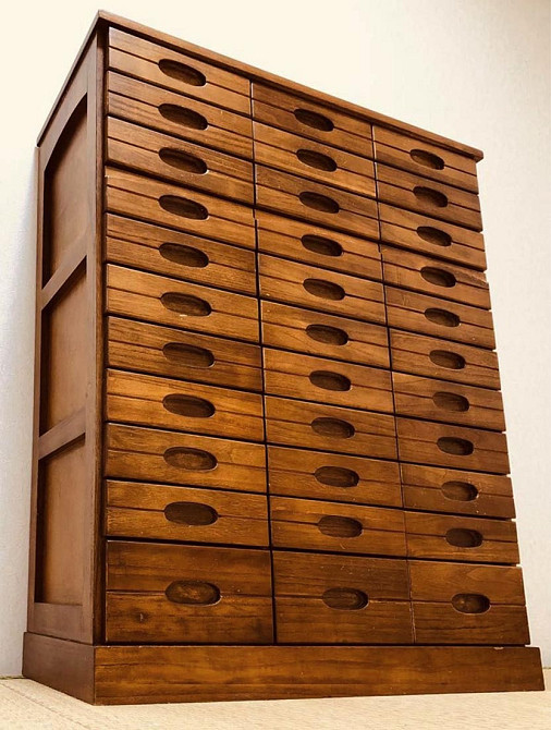 Комод тансу 