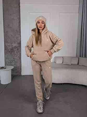 Женский стильный теплый костюм из флиса полар с шапкой Песочный, 42/44 Одесса