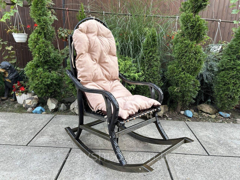 Кресло качалка черная с розовой накидкой Киев - изображение 1