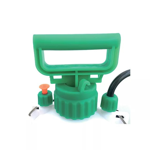 Ручной опрыскиватель для сада и огорода пневматический садовый,наплечный пластиковый,белый на 5 литров Каменец-Подольский - изображение 2