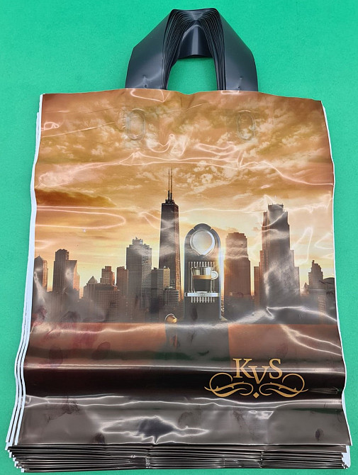 Пакет с петлевой ручкой ср п ламинир.