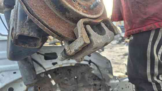 Geely sl задні супорта Київ