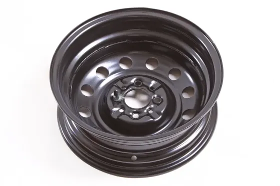 Диск колесный 2112 ДК черный в уп. (со штуцером) Винница