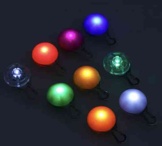 Светящийся брелок на ошейник для собак или котов, имеет три режима свечения желтый Киев