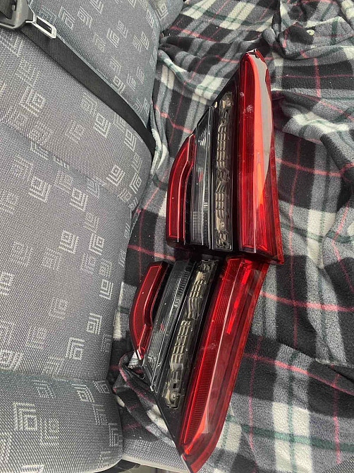 Chery Tiggo 4 2018–2024 Задние фонари в крышку багажника Киев - изображение 1
