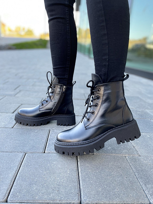 Жіночі черевики M.KRAFT чорні натуральна шкіра висота підошви 3/5 см розмір 37-40 (4827) Коломия - фото 9