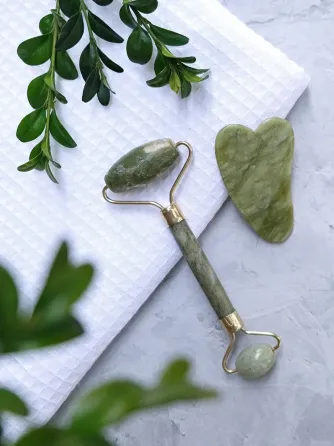 Масажер нефритовий ролер + гуаша скребок Коломия