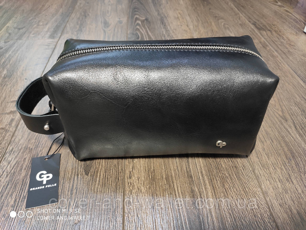 Велика чоловіча шкіряна косметичка несесер чорного кольору Grande Pelle 804610 Київ - фото 3