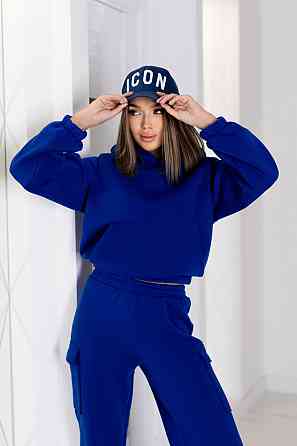 Теплый спортивный костюм со штанами карго 