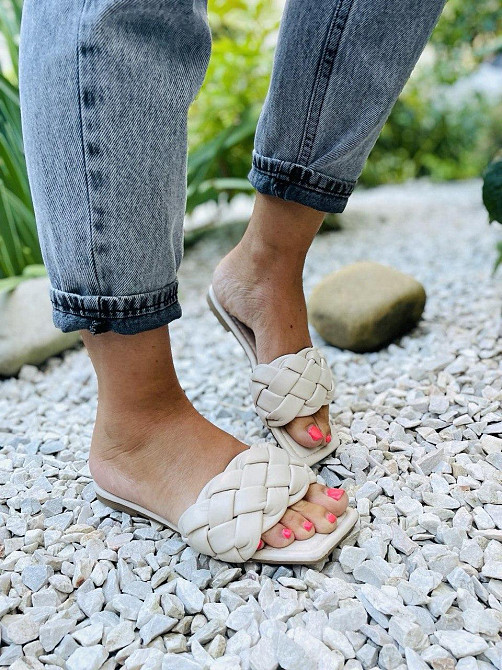 YES MILE Шльопанці жіночі, штучна шкіра, на плоскій підошві бежеві літні YES MILE SS-101 р. 36- Коломия - фото 10