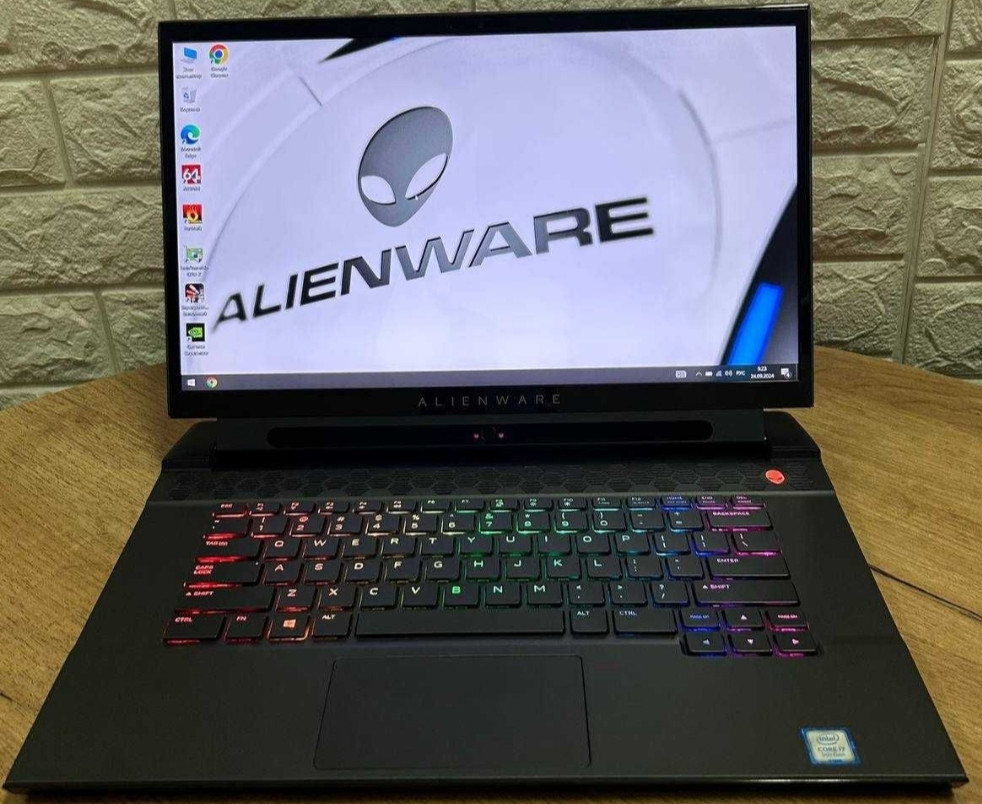 Ноутбук DELL Alienware m15 R2 144Hz. i7-9750H , 16Gb SSD 512Gb , RTX 2060 Київ - фото 4