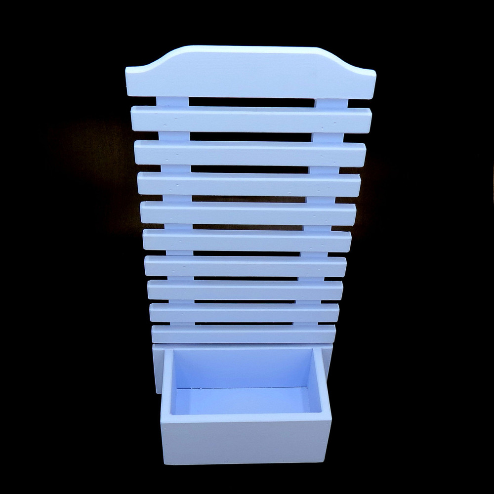 Полка настенная для цветов 