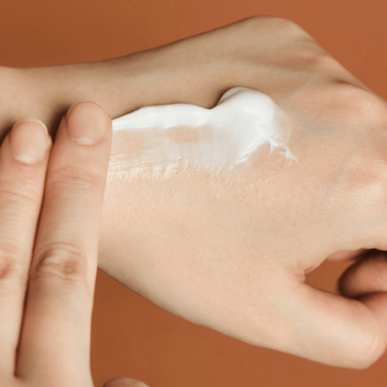 Крем для лица с центеллой и пробиотиками Madagascar Centella Probio-Cica Enrich Cream SKIN1004 50 мл Киев