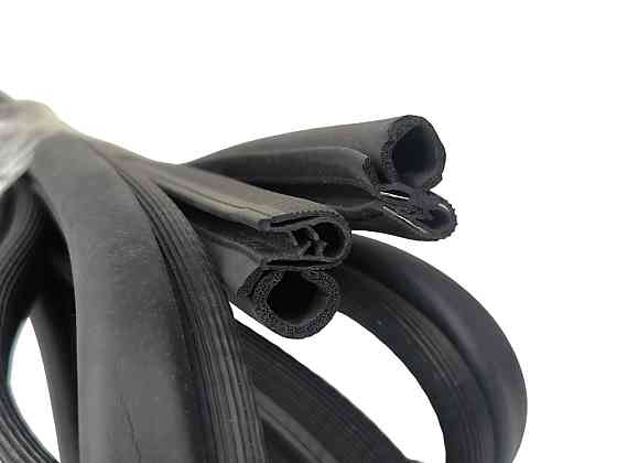 Уплотнитель 2101, 2103, 2105, 2106, 2107 задний (3200 мм) двери Мукачево