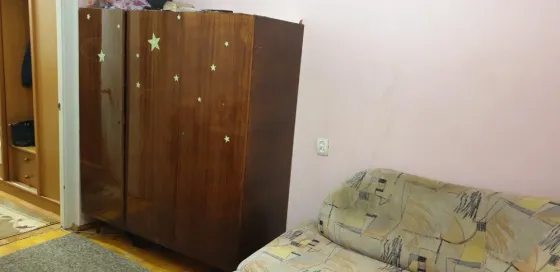 Сдам комнату для девушки / женщины ул.Миропольская 21 Киев