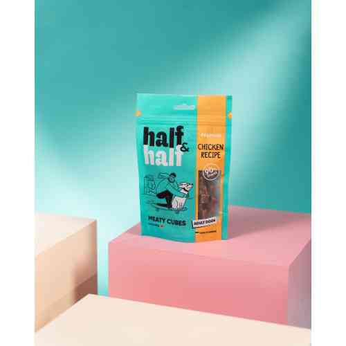 Ласощі для собак Half&Half у формі м'ясних кубиків з куркою, 100 г Київ