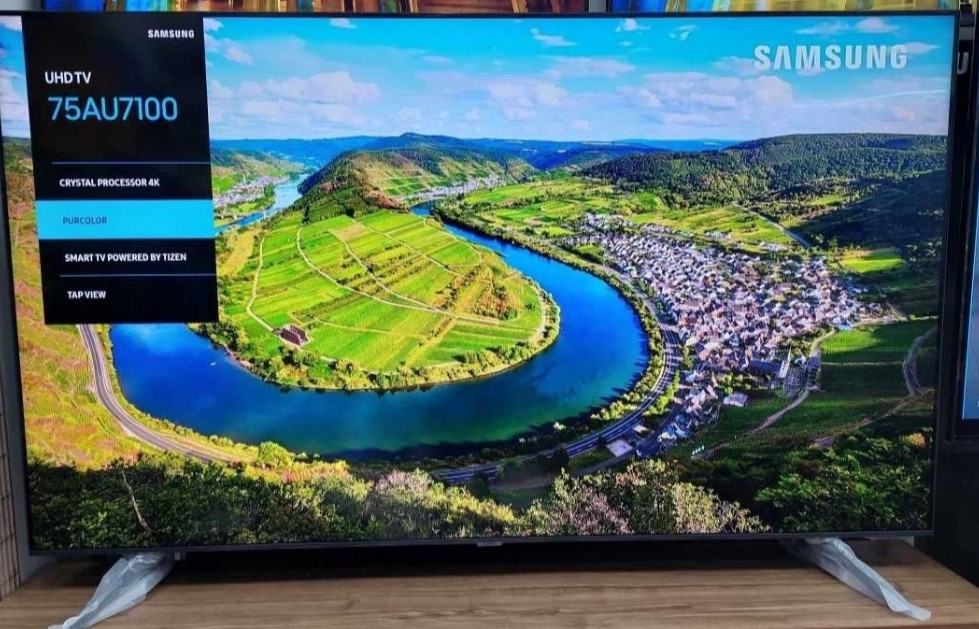 Телевизор Безрамный: 75