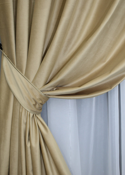 Комплект штор на люверсах VR-Textil Бархат № 1653ш Бежевый 150х280 см 2 шт (37-0229) Киев - изображение 5