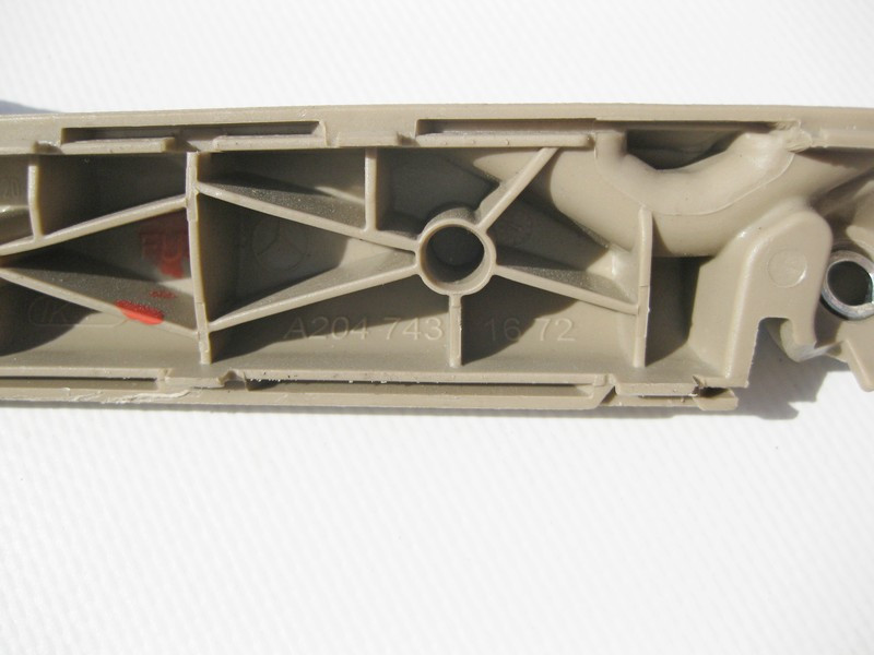 Mercedes-Benz  A2047431672 8N84 Основа внутрішньої ручки на обшивці багажника бежева ML GLE W166 GL Одесса - изображение 7