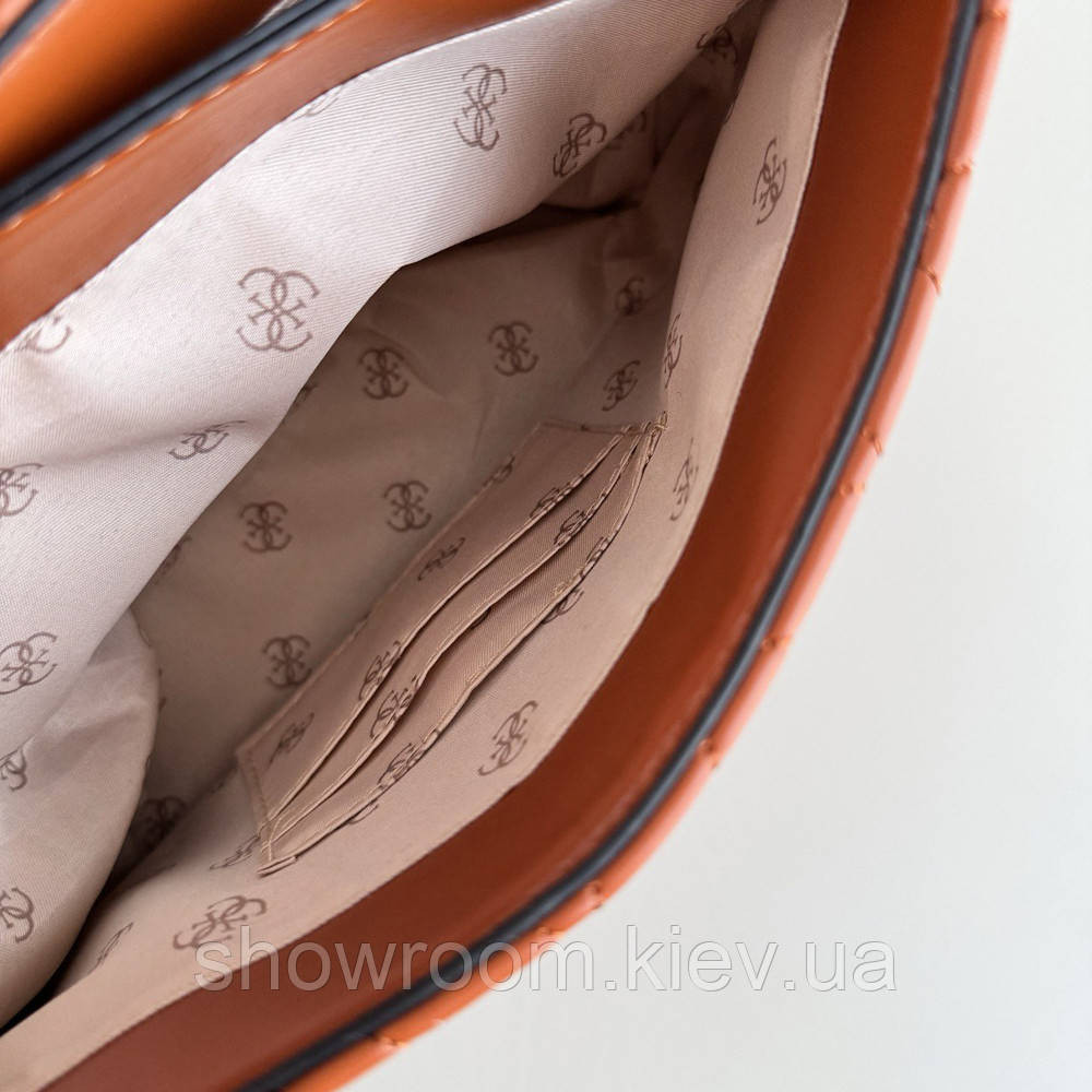 Жіноча сумочка Guess на плече (787080) коричнева Київ - фото 3