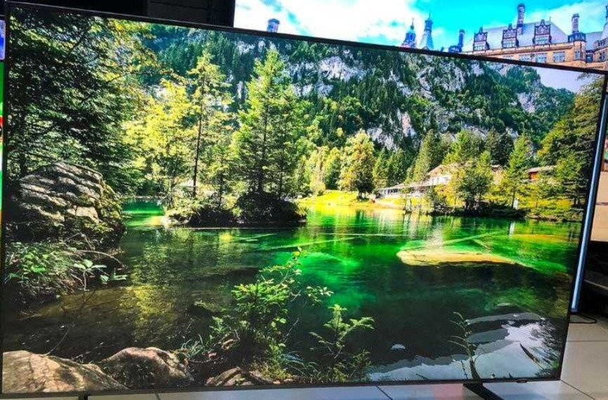 Телевизор Безрамный: 55