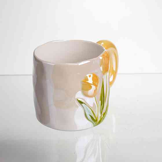 Новорічна порцелянова чашка для чаю та кави "Ніжний Тюльпан" з 3D-декором 400 мл, святкова кружка чашка на подарунок Помаранчевий FM-40B Коломия