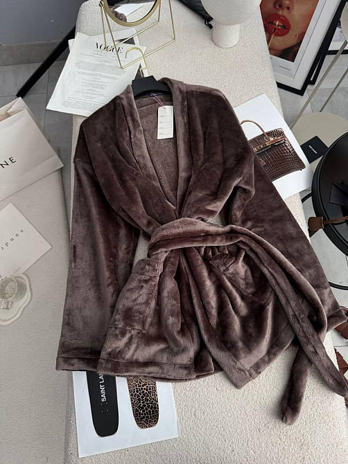 Женский стильный домашний махровый халат Одесса - изображение 3