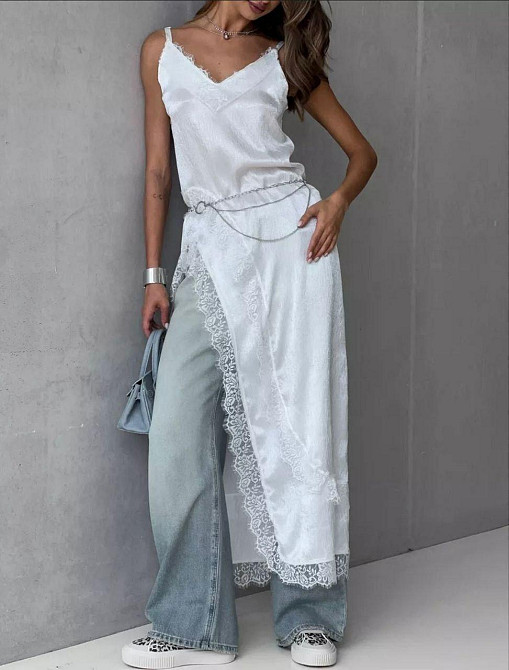 Женское эффектное платье на бретелях с глубоким вырезом по ножке итальянский шелк Белый, 48/52 Одесса - изображение 1