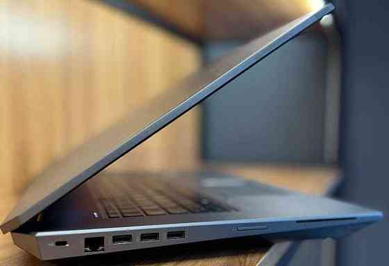 Ноутбук: HP ZBOOK 17 G5 /i7- 8850H / 32Gb. 512Gb. 17.2" FHD / Quadro P5200, 16Gb Київ