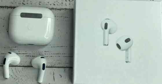 Безпровідні навушники. Київ